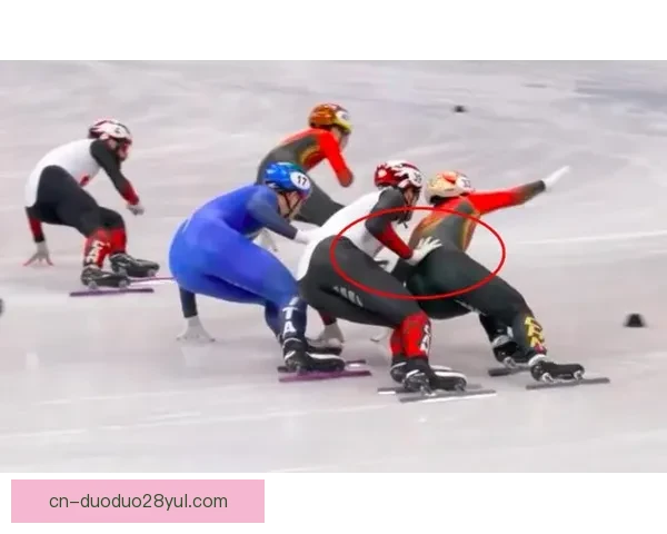 李文龙回应推人风波不是故意事件